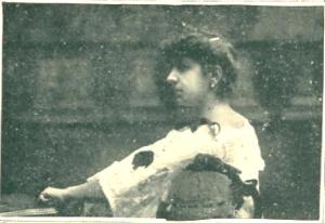 El espectro de Llüisa Casagemas, en foto publicada por la ineludible Feminal, 1907